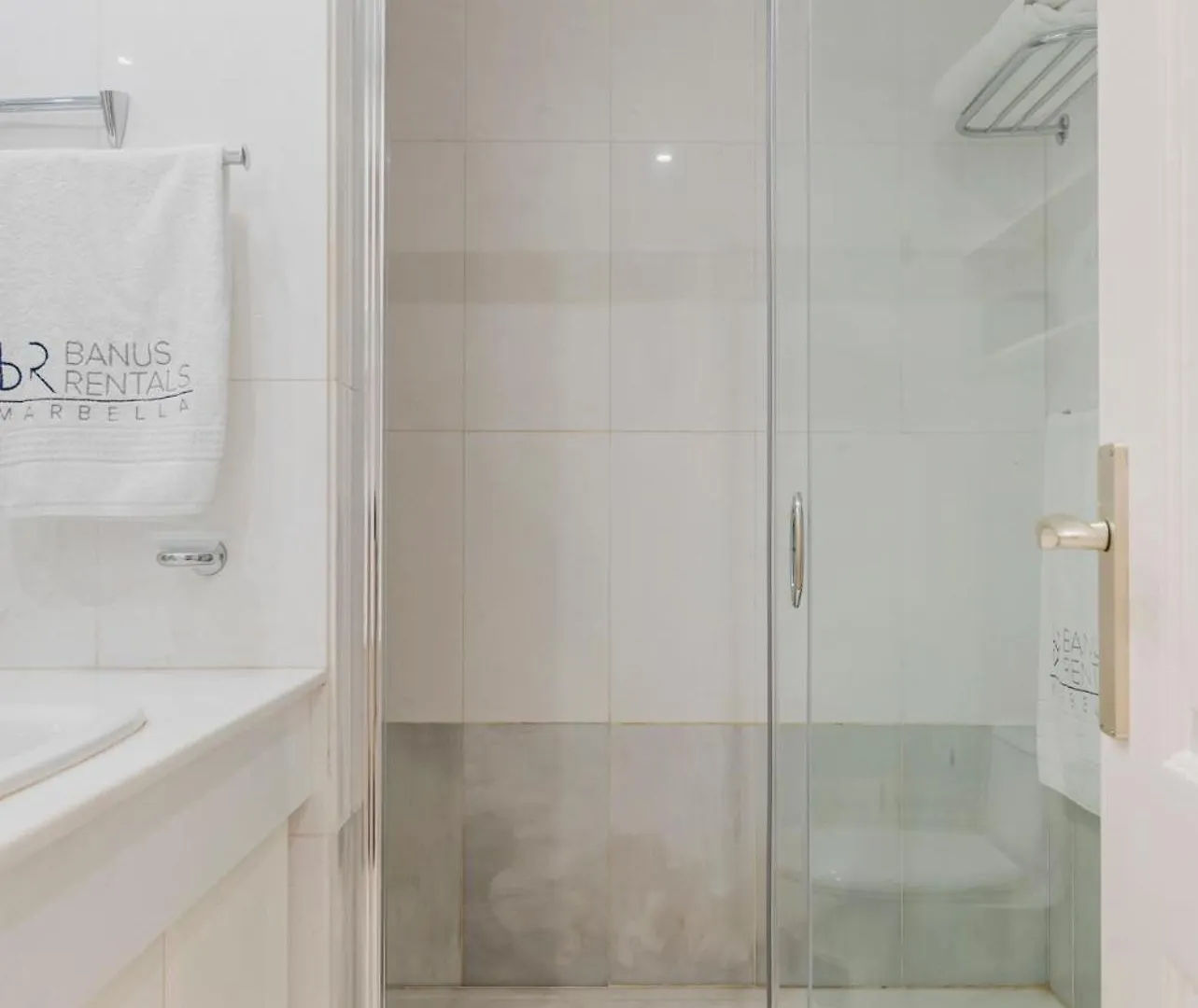 Lägenhet Espacioso Y Encantador Apartamento En Las Gaviotas Marbella